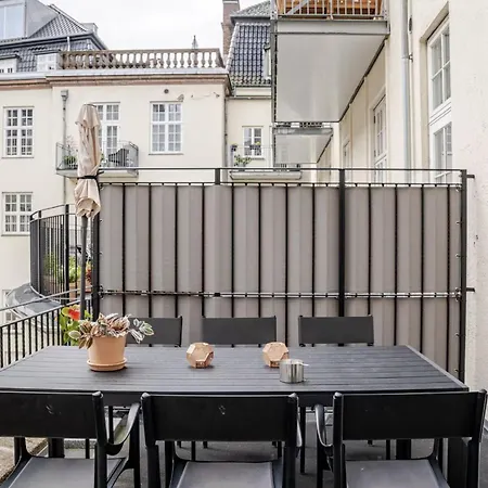 Apartament Spacious With Private Terrace Kopenhaga