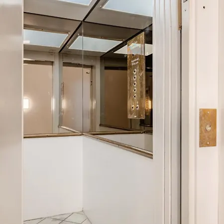 Apartament Spacious With Private Terrace *